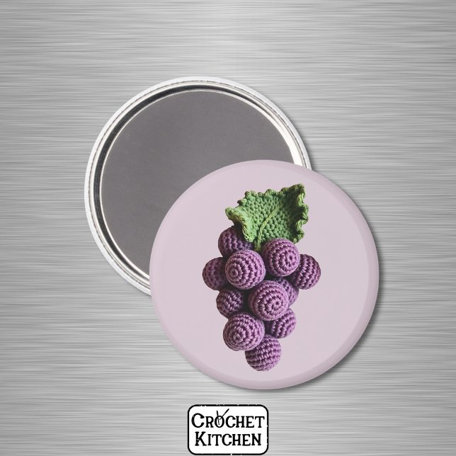 Lila Minimalistisches Oma FruchtCrochet Traube Magnet (Von Creator hochgeladen)