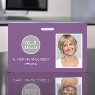 Lila Mitarbeiter Name Logo Foto Unternehmensarbeit Ausweis
