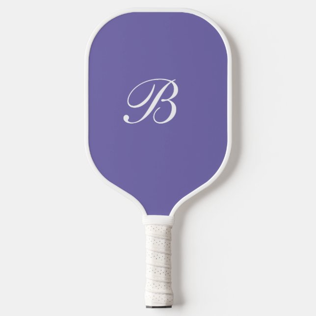 Lila Monogramm-Elegantenskript Pickleball Schläger (Vorderseite)