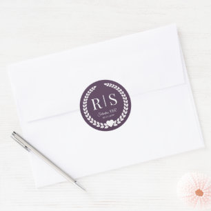 Lila Monogramm für einfachen Wein Runder Aufkleber