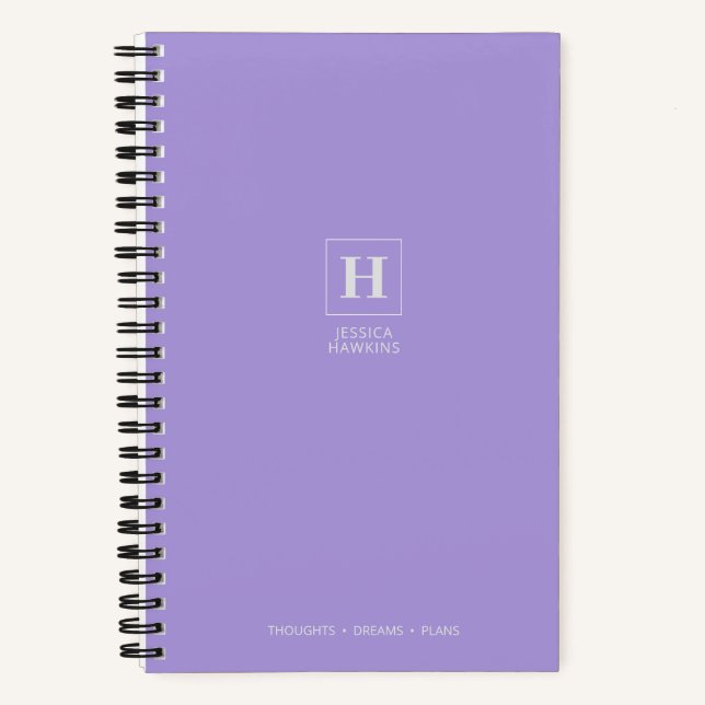 Lila Monogramm Notizbuch (Vorderseite)