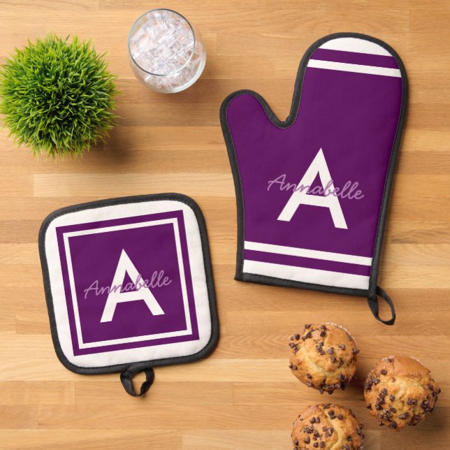 Lila Monogramm Personalisiert Ofenhandschuh & Topflappen-Set (Oben Unten)