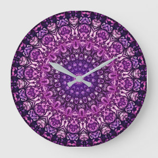 Lila Muster für Blumendach Große Wanduhr