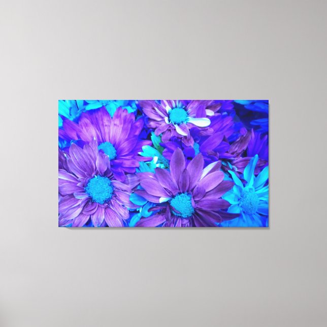 Lila N Türkise Daisies Wrapped Canvas Print Leinwanddruck (Vorderseite)