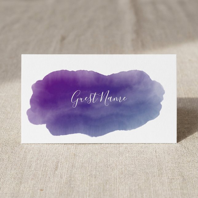 Lila Name des Gastes Platzkarte (Purple watercolor guest dining name place card.)