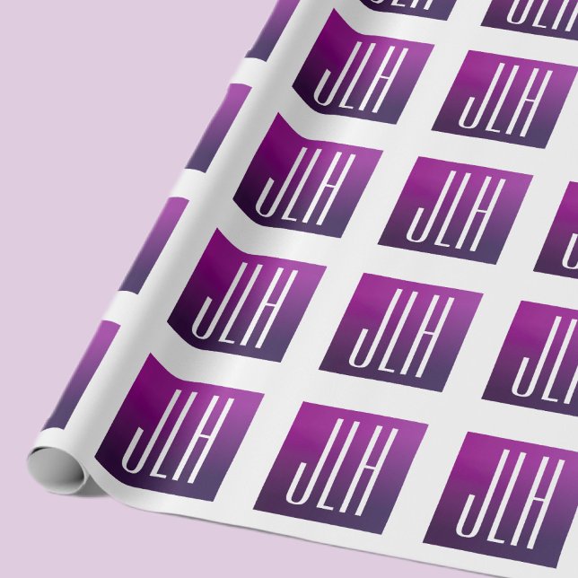Lila Ombre & weiße Initialen oder anderer Text Geschenkpapier (Von Creator hochgeladen)