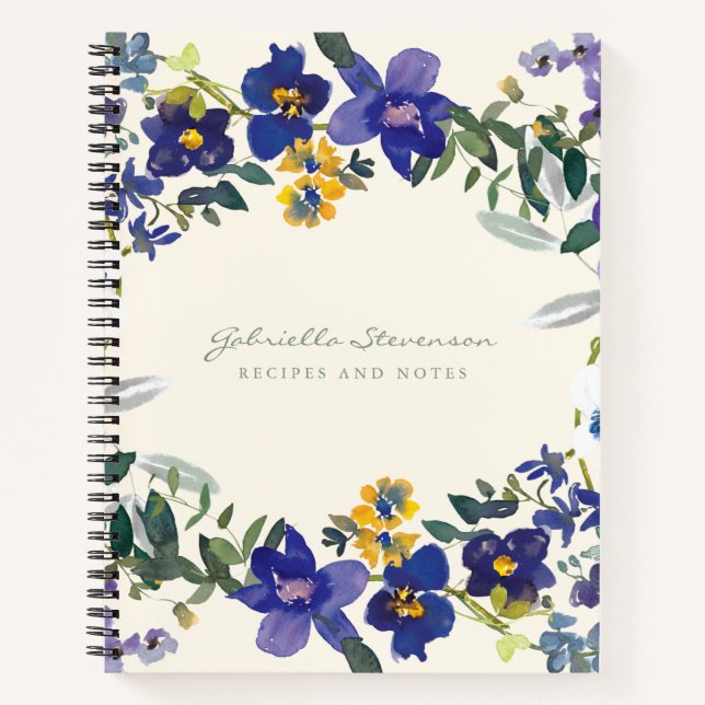 Lila Orchid Blumenreath Personalisiertes Rezept Notizbuch (Vorderseite)