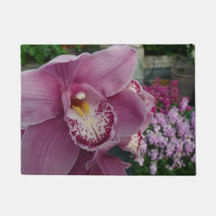 Lila Orchidee und Gartenfarben Fußmatte