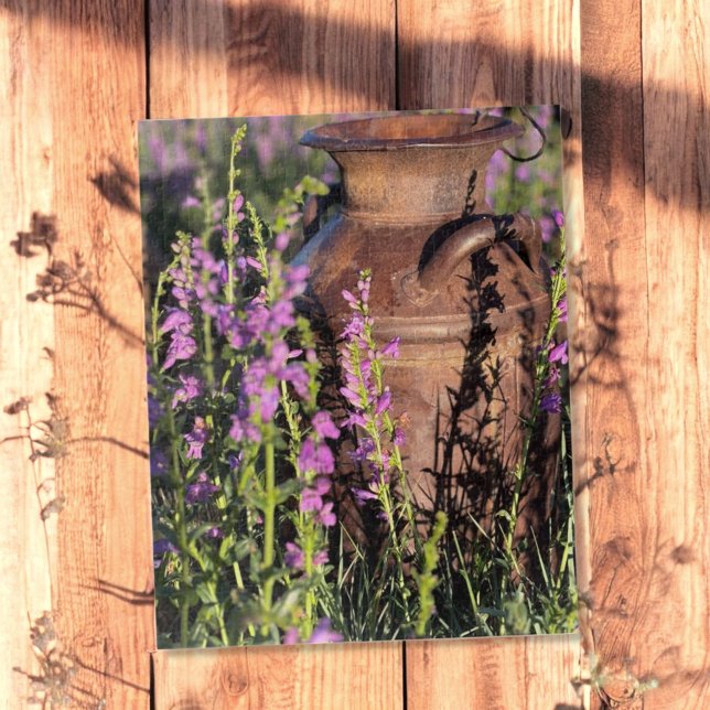 Lila Penstemon und rudimentäre alte Milch Foto (completed jigsaw puzzle)