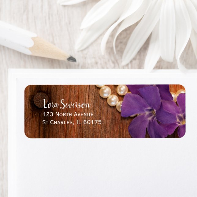 Lila Perlen, Perlen und Stallwald Land (Insitu)