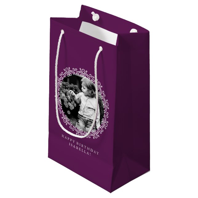 Lila Personalisierte Extravagante Wirbel Foto Kleine Geschenktüte (Vorderseite Schrägansicht)