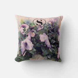 Lila Petunia Aquarellblume Monogramm Kissen