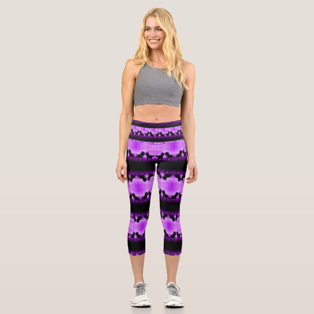 Lila Pferdedruck Capri Leggings (Vorderseite)