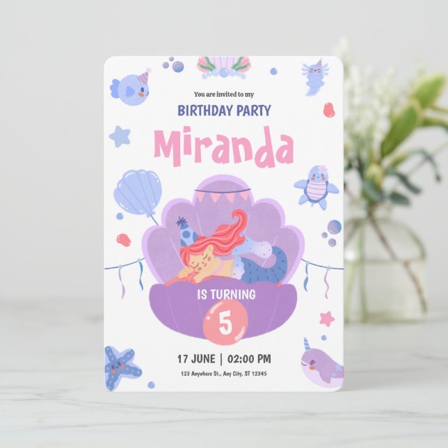 Lila Pink Schlaf Mermaid Happy Birthday Einladung (Stehend Vorderseite)
