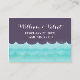 Lila Platzkarten auf See