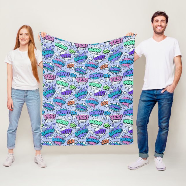 Lila PopArt-Wörter Fleecedecke (Beispiel)
