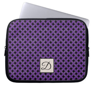 Lila Rattan auf benutzerdefiniertem Schwarz mit Mo Laptopschutzhülle
