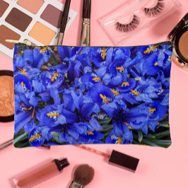 Lila Reticulated Irises Floral Zubehörtasche