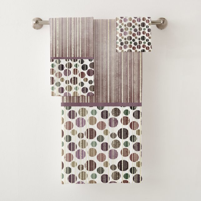 Lila Retro-moderne Polka-Punkte Badhandtuch Set (Insitu)
