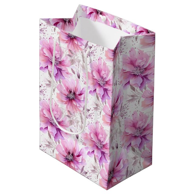 Lila rosa Blume Frühjahrsmuster Mittlere Geschenktüte (Vorderseite Schrägansicht)