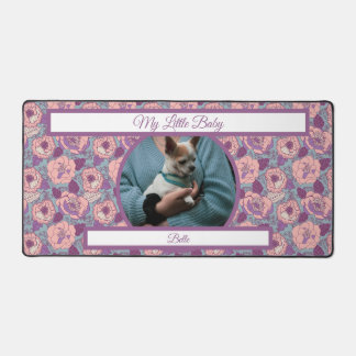 Lila Rosa Blumen & Banner mit Namen/Phrase Schreibtischunterlage