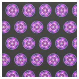Lila rosa Mandala-Design auf schwarzem Hintergrund Stoff