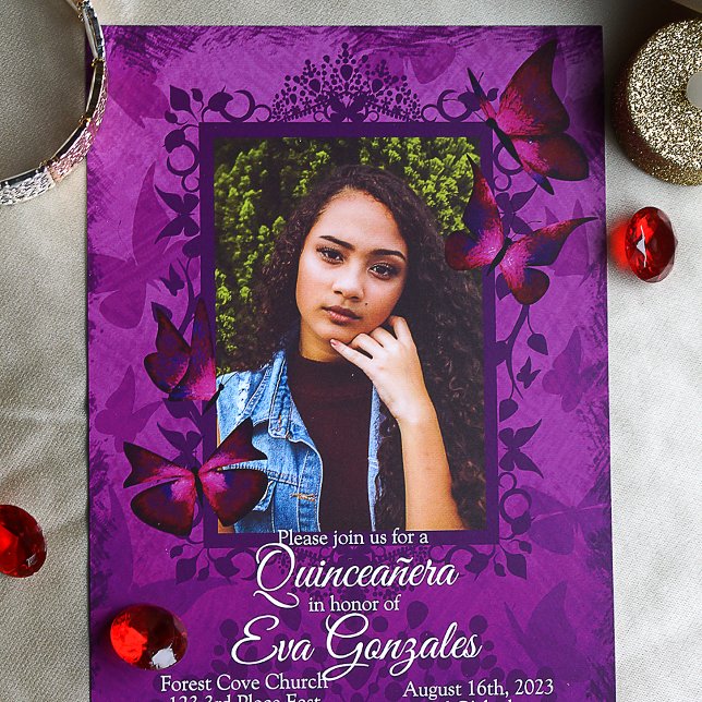 Lila, rosa Schmetterling Quinceanera Einladung (Purple and red mis quince butterfly invitations for elegant purple quinceanera)