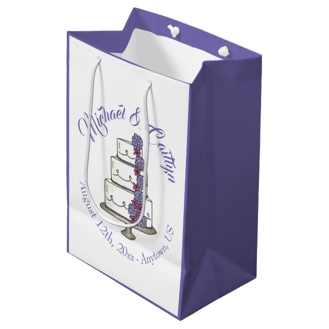 Lila Rose gestufte Blumenkuchen-Gefallen Mittlere Geschenktüte (Vorderseite Schrägansicht)