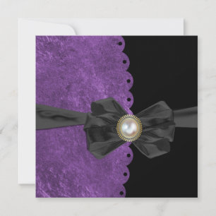 Lila Scallop mit Einladungen zur Hochzeit von Bow