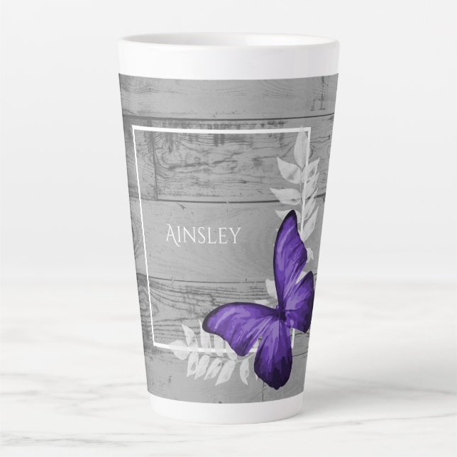 Lila Schmetterling Rustikale Personalisierte Latte Milchtasse (Vorderseite)