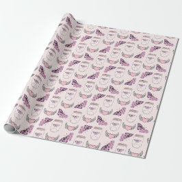 Lila Schmetterlinge, rosa Flügelherzen und blumenr Geschenkpapier