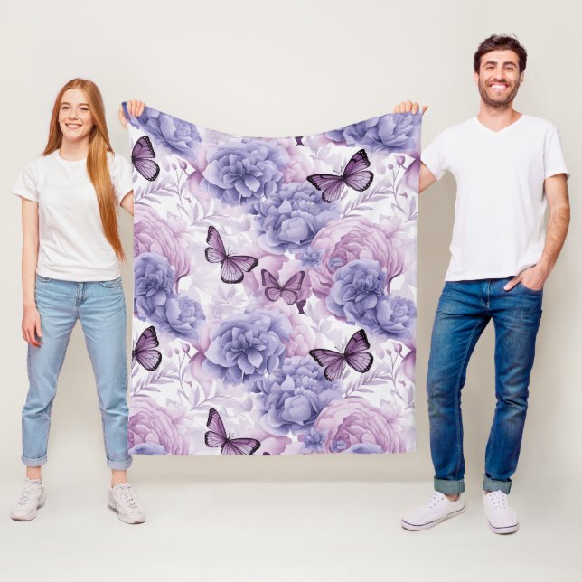 Lila Schmetterlinge und Blumen Fleecedecke (Beispiel)