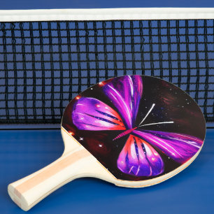 lila Schmetterlinggalaktischer schwarzer Hintergru Tischtennis Schläger