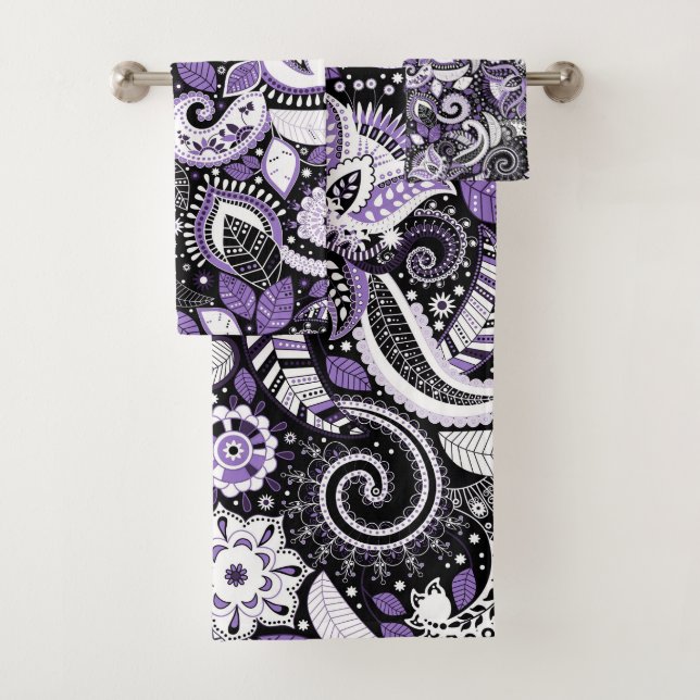 Lila Schwarz-Paisley-Druckmuster Badhandtuch Set (Insitu)