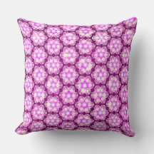 Lila Sechs-Petals-Blume-Kissen