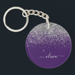Lila Silver Glitzer Girly Glam Monogram Schlüsselanhänger<br><div class="desc">Silver und Lila Sparkle Glitzer Script Monogram Name Schlüsselanhänger. Das macht den perfekten 16 Geburtstag,  Hochzeit,  Brautparty,  Jubiläum,  Babydusche oder Junggeselinnen-Abschied Geschenk für jemanden,  der Lieben glamourösen Luxus und schicke Stile.</div>