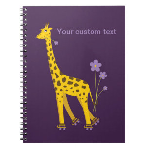 Lila Skaten-lustige Giraffe personalisiert Notizblock