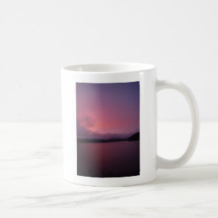 Lila Sonnenuntergang am Arrowhad-See Kaffeetasse
