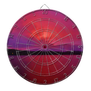 Lila Sonnenuntergang in heiß rosa auf dem Arrowhad Dartscheibe