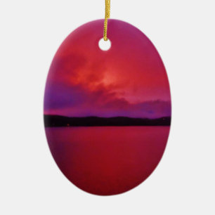 Lila Sonnenuntergang in heiß rosa auf dem Arrowhad Keramik Ornament