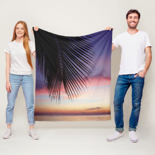 Lila Sonnenuntergang-Strand-tropische Fleecedecke