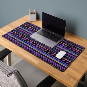 Lila Stammesdesign Schreibtischunterlage