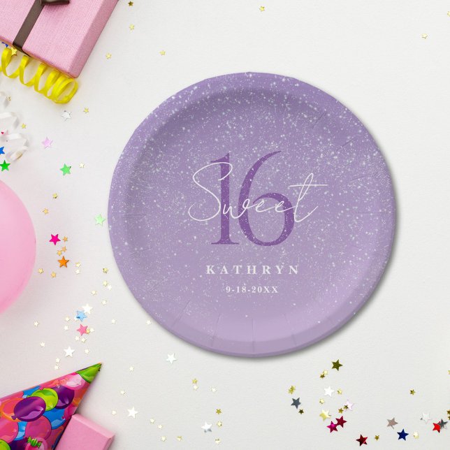 Lila Sweet 16 Individuelle Name Pappteller (Von Creator hochgeladen)
