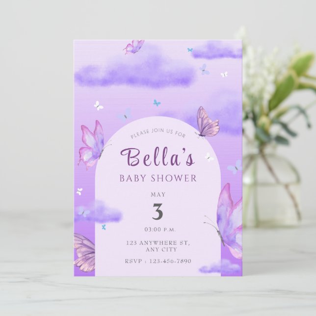 Lila Thema Butterfly Baby Dusche Einladung (Stehend Vorderseite)