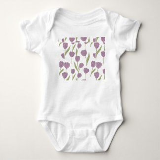 Lila Tulpen-Blumenmuster  Baby Strampler