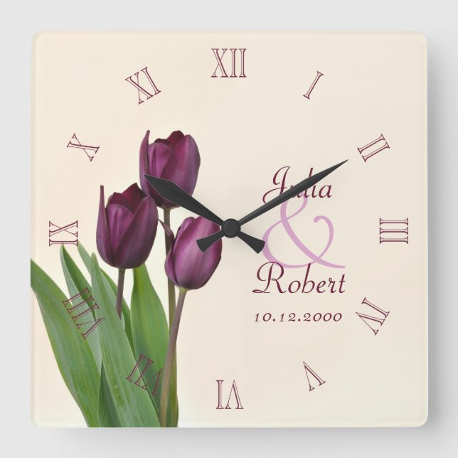 Lila Tulpenjubiläum Quadratische Wanduhr (Vorderseite)