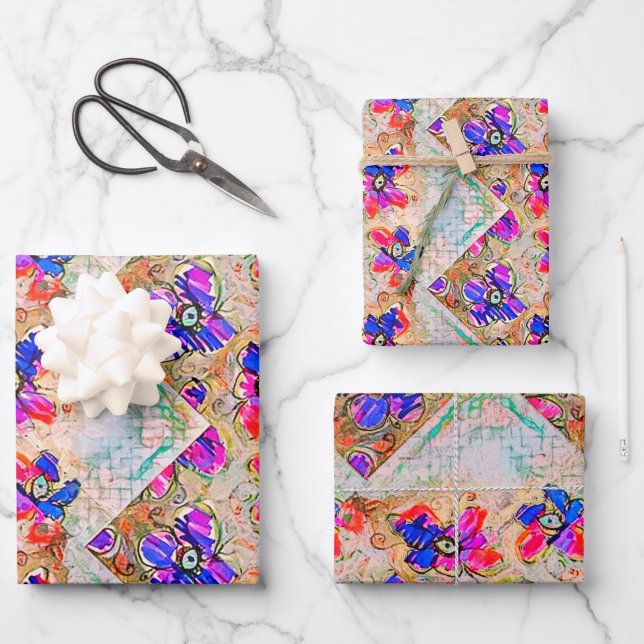 Lila und blaue Blumen Squares Zigzags Geschenkpapier Set (Vorderseite)