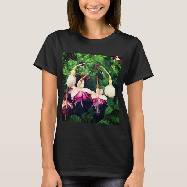 Lila und cremefarbene Blume T-Shirt (Vorderseite)