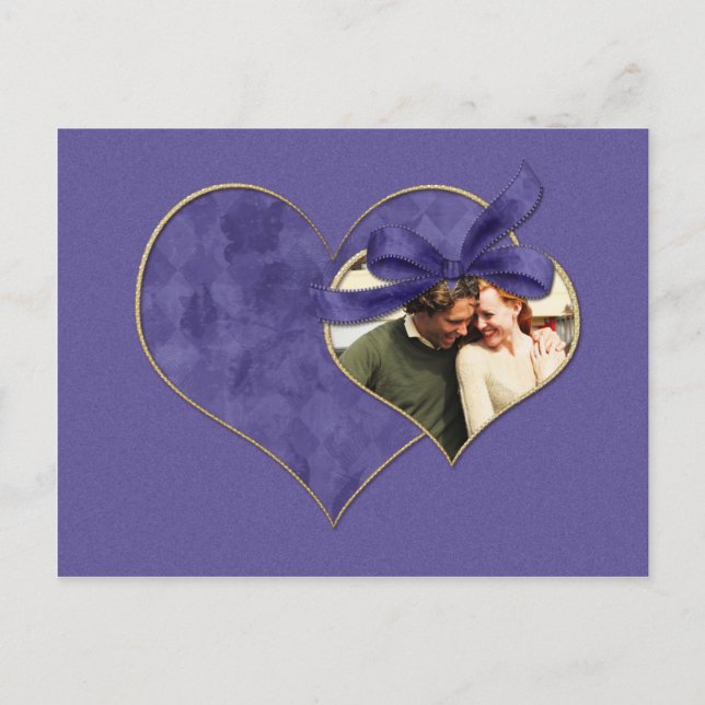 Lila und Gold Hearts Foto Save the Date Ankündigungspostkarte (Vorderseite)