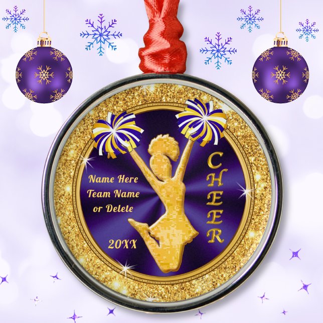 Lila und goldene Personalisierte Weihnachtsgeschen Ornament Aus Metall (Cheerleader Christmas Tree Ornaments. Awesome, Personalized Senior Cheer Gifts. Cheerleader gifts.)
